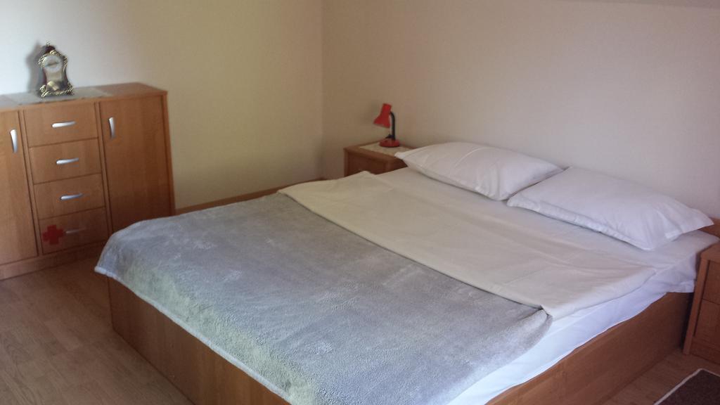 Apartment House Sumrak Bizeljsko Room photo